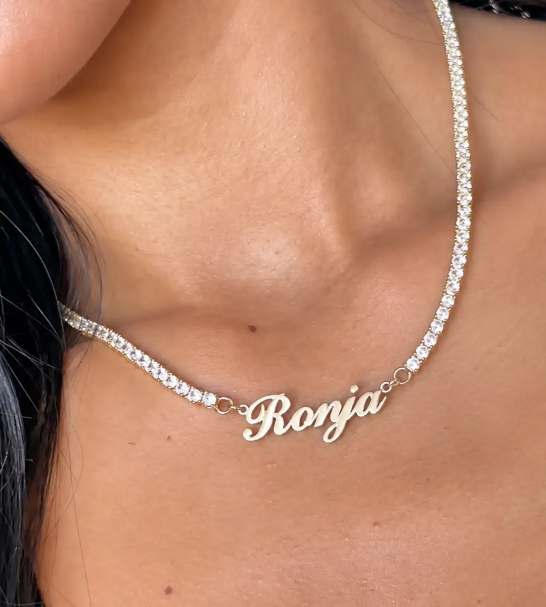 Personligt namnhalsband